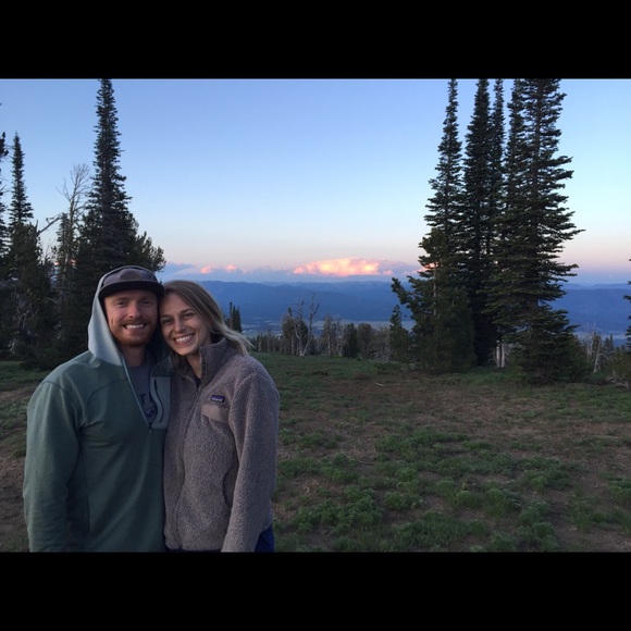 Meet your Posher, Kelsey - Picture 3 of 3